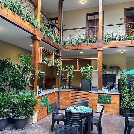 NASS Central Garden Cuenca Exterior foto