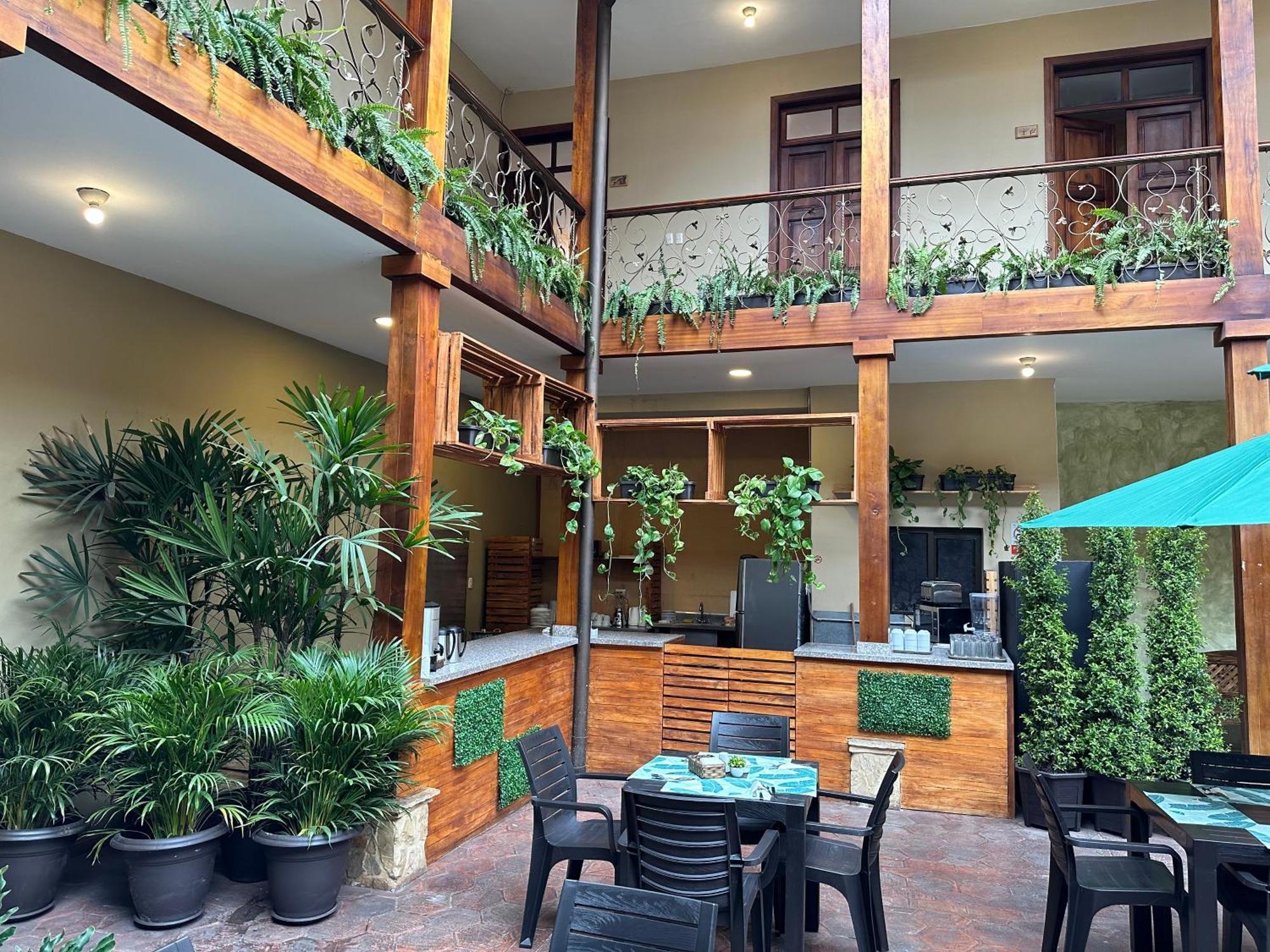 NASS Central Garden Cuenca Exterior foto