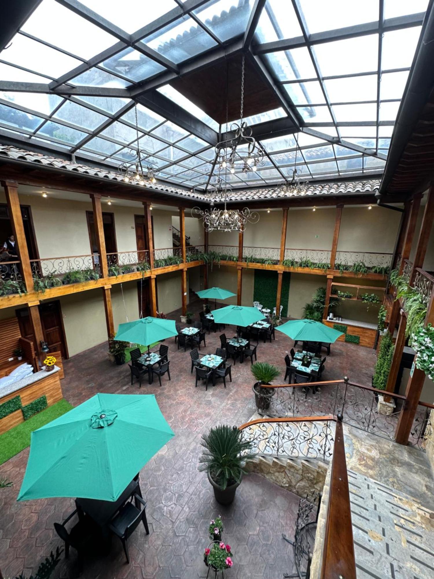 NASS Central Garden Cuenca Exterior foto