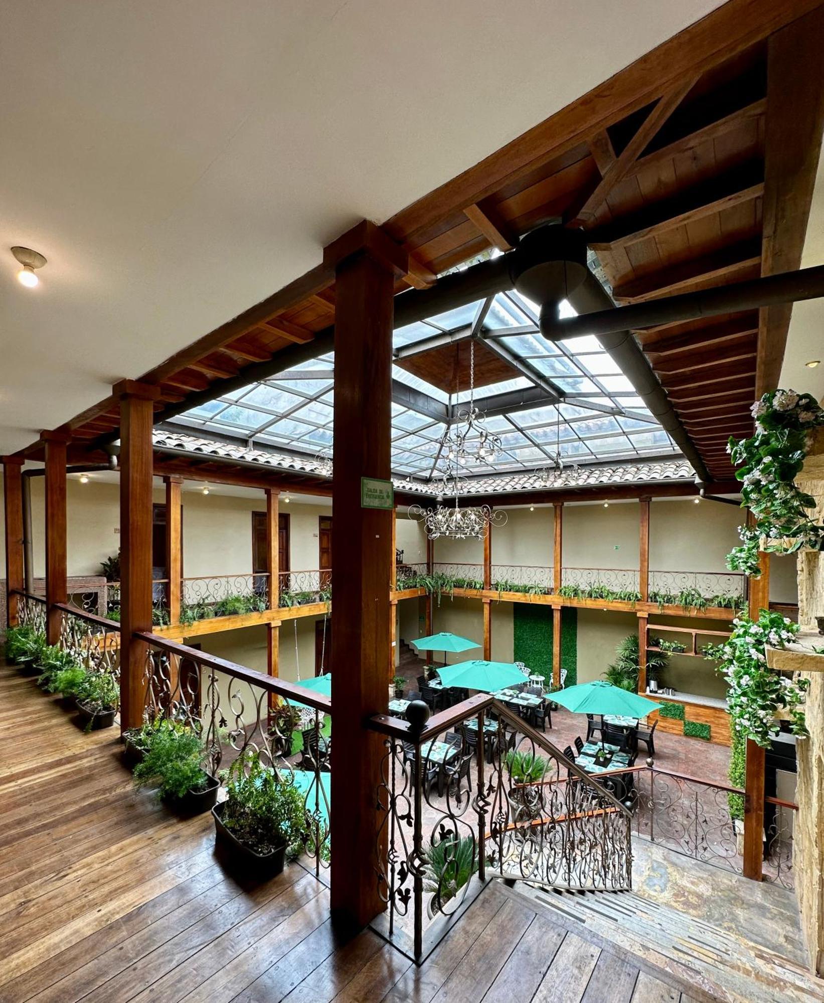 NASS Central Garden Cuenca Exterior foto